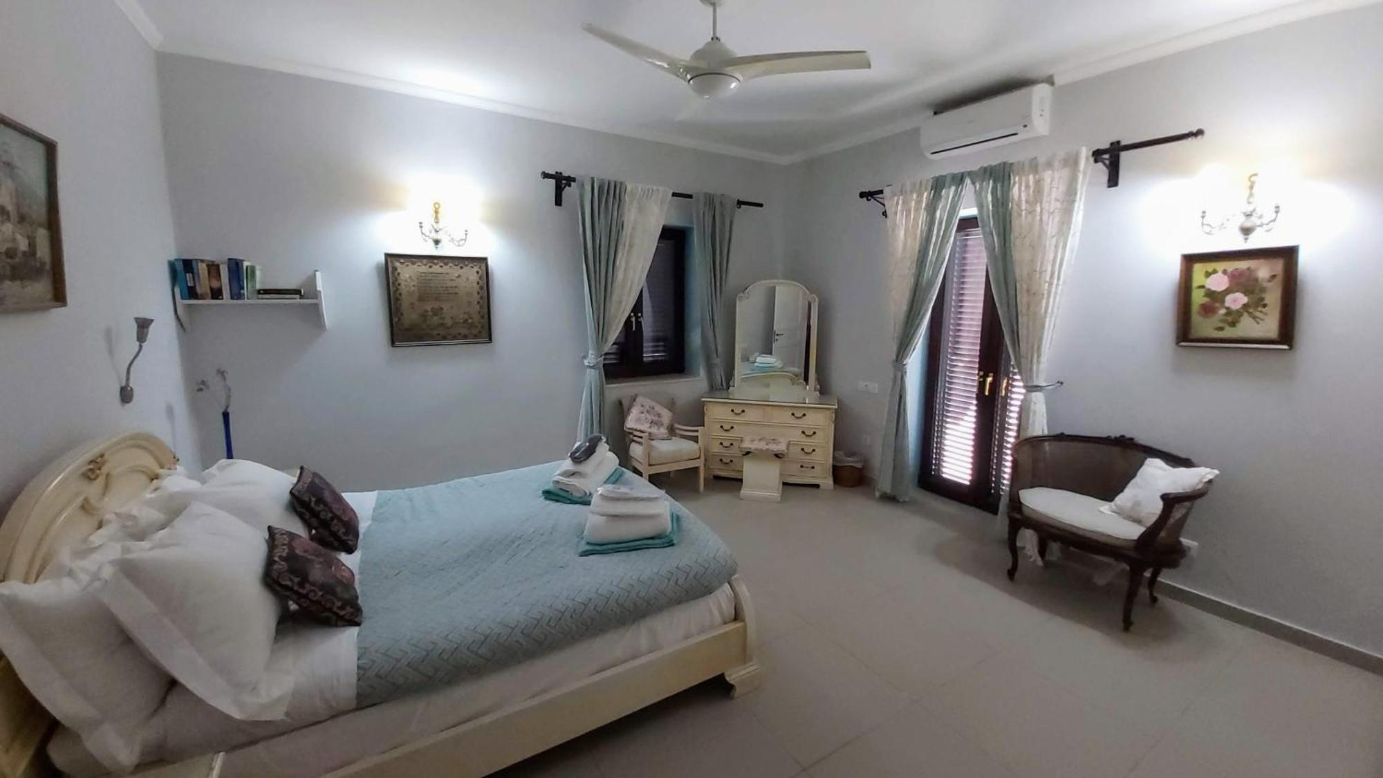 Villa Quietude 阿吉欧史芬尼 外观 照片